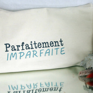 "Parfaitement imparfaite" Tote bag brodé fait main en France